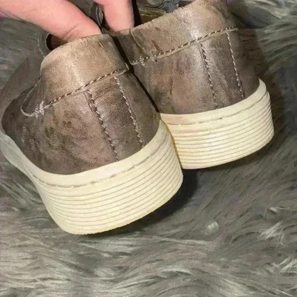 Sofft Somers lll Textured Reptile Print Slip On Flats Sneakers Size 7.5 - Picture 6 of 8